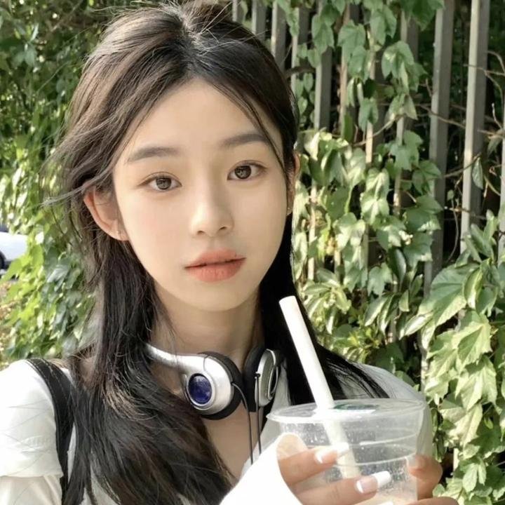 辣妹与恐龙